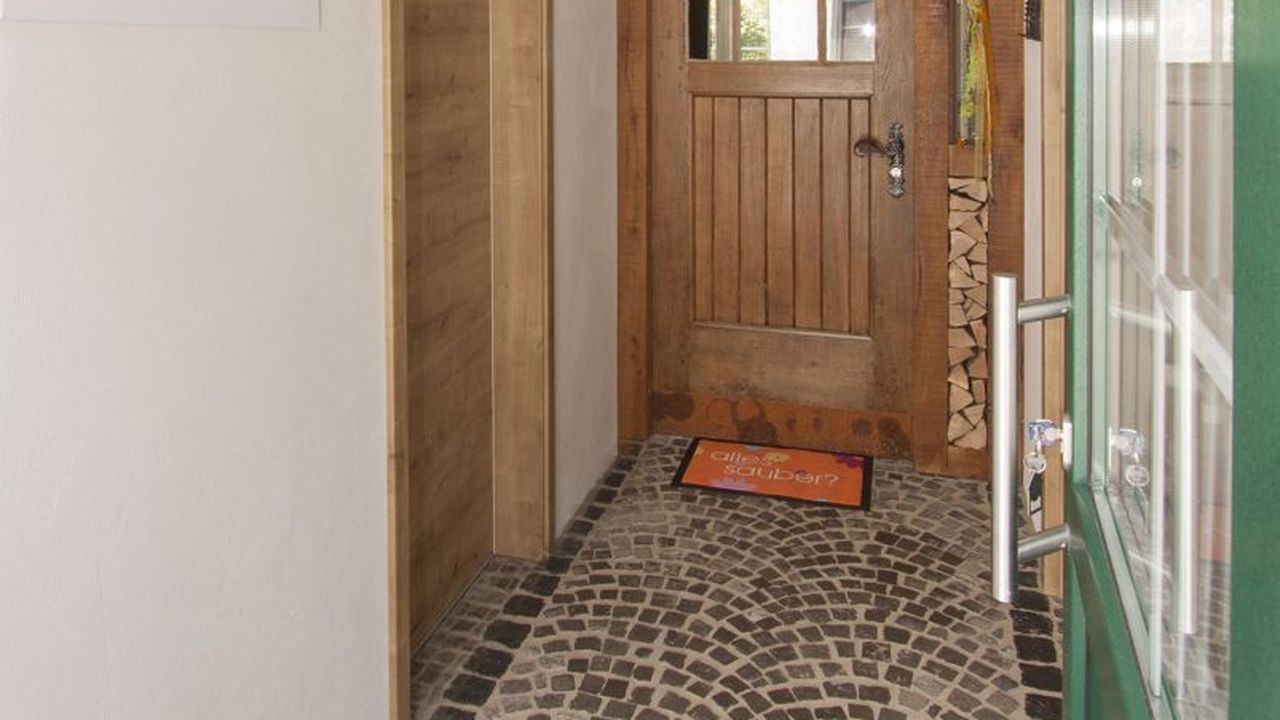 Gerwenshof, Familie Schmidt - Ferienwohnung Sattelkammer - Niedersorpe Schmallenberger Sauerland Gerwenshof, Familie Schmidt - Ferienwohnung Sattelkammer - Niedersorpe Schmallenberger Sauerland